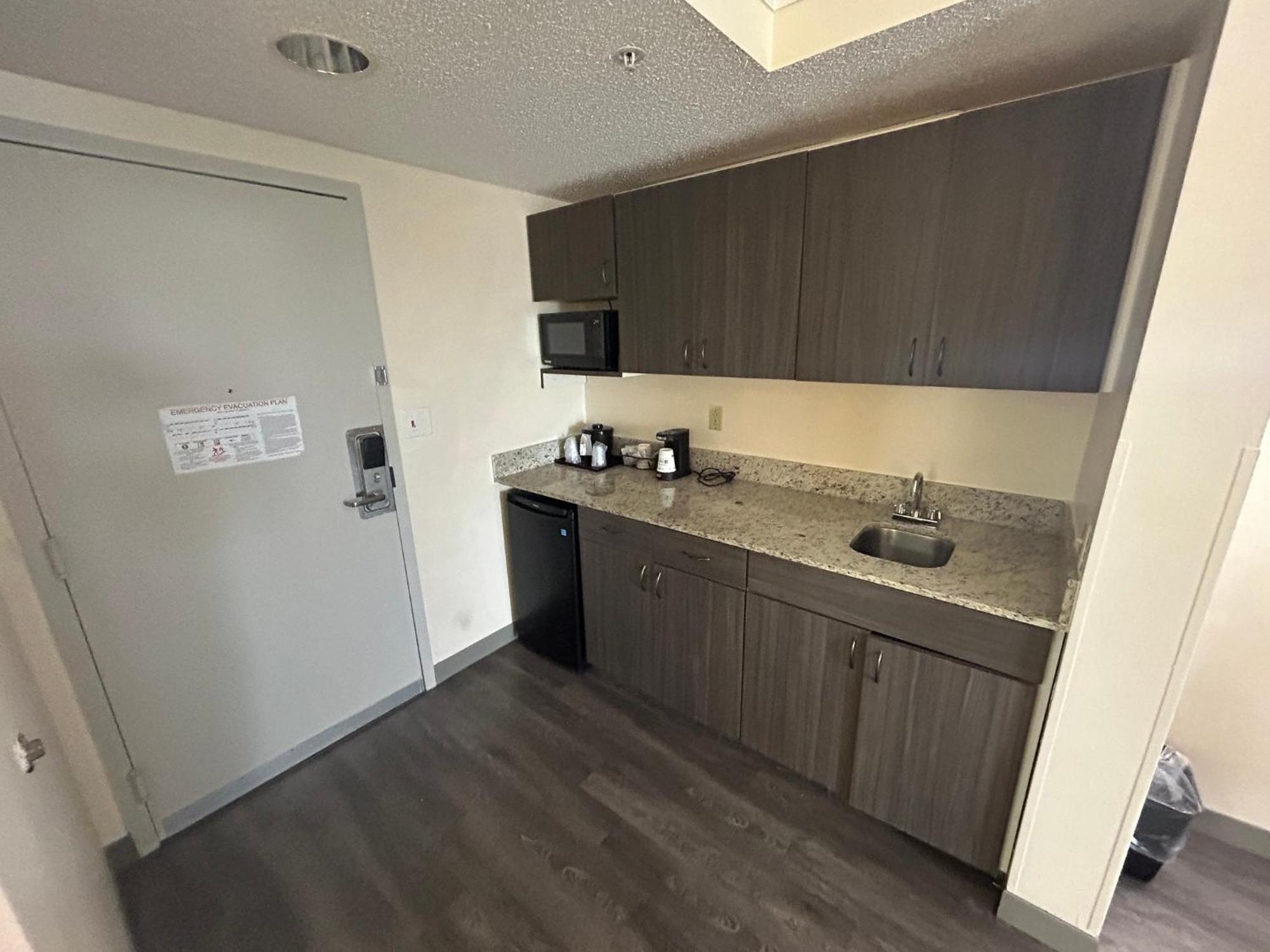 Airport Inn Fort Myers Zewnętrze zdjęcie